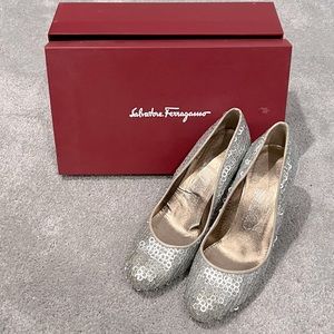 Ferragamo pumps silver sequins sz 8